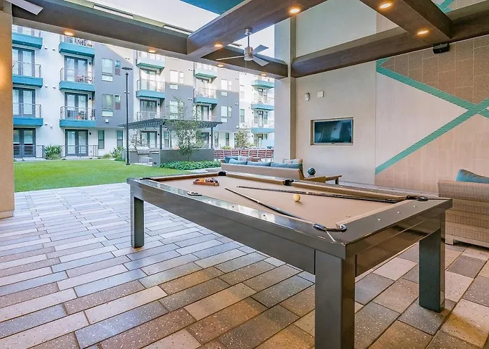 Apartment Modern 2br Cozysuites Town Waterfront! Tempe